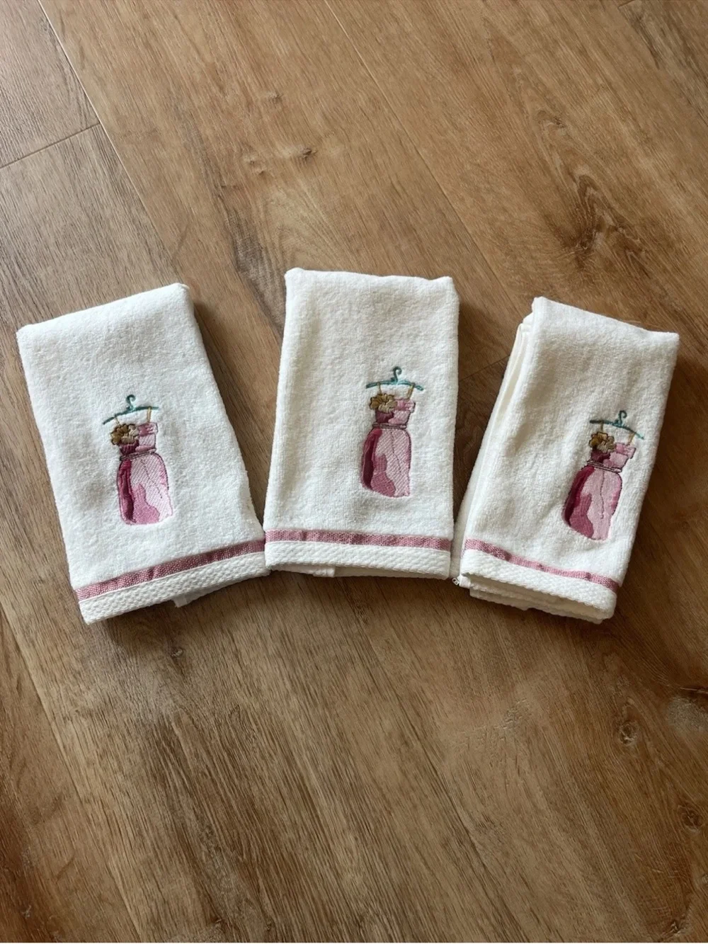 Avanti Hand towel Hawaiian Dress Feminine 3